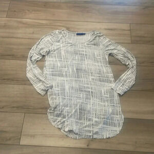 Apt 9 black and white geometric print tunic Medium